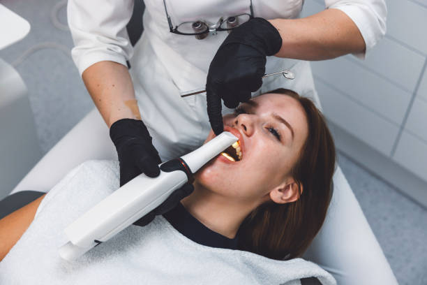 Best Mobile Emergency Dentist in Fort Dick, CA